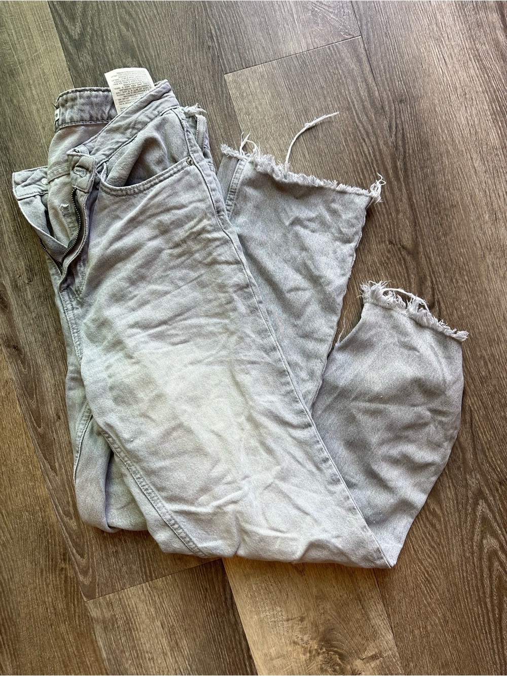 Zara Light Gray Washed Denim Jeans with Frayed Waist